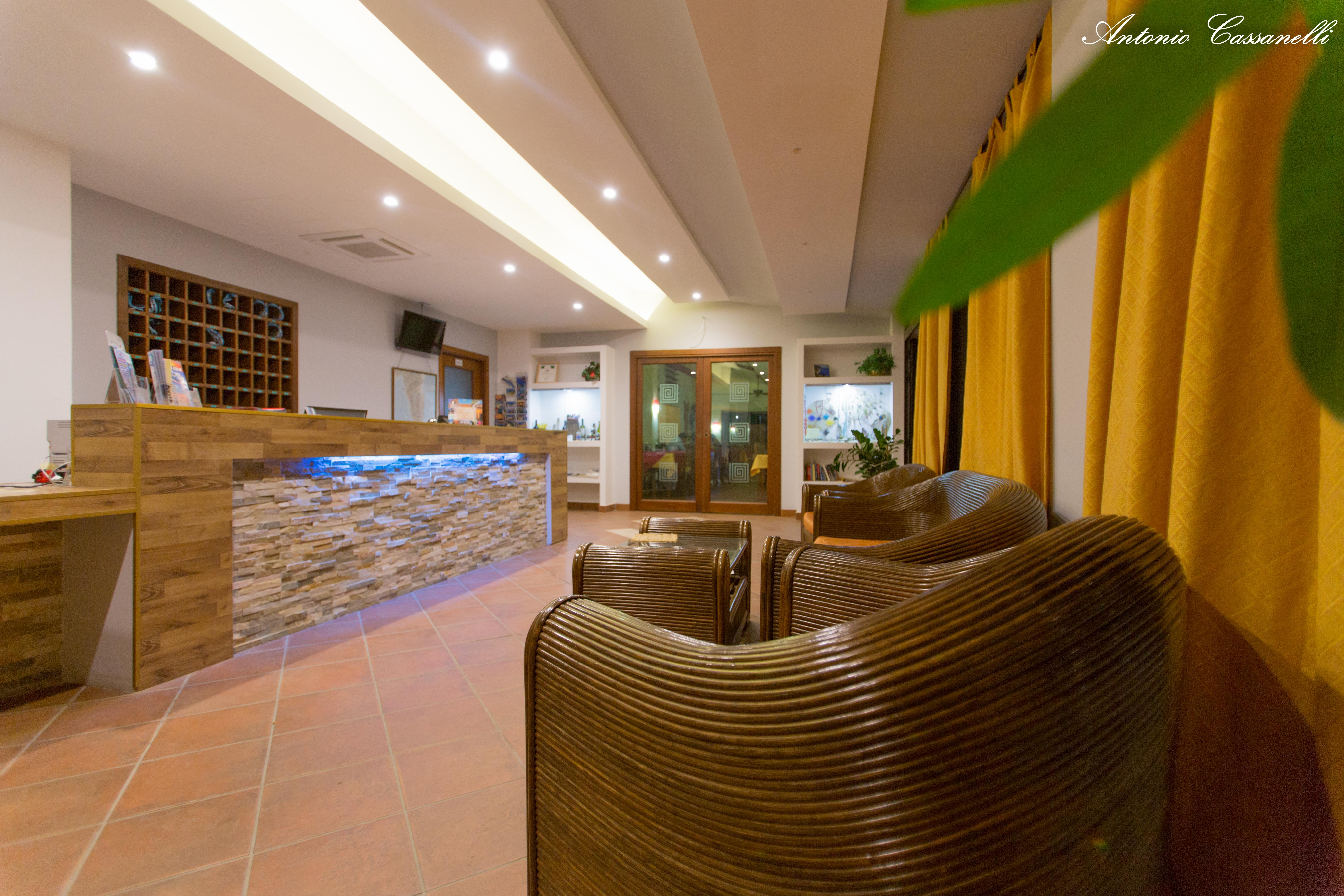 קאפו ואטיצ'אנו Residence Hotel La Taverna מראה חיצוני תמונה