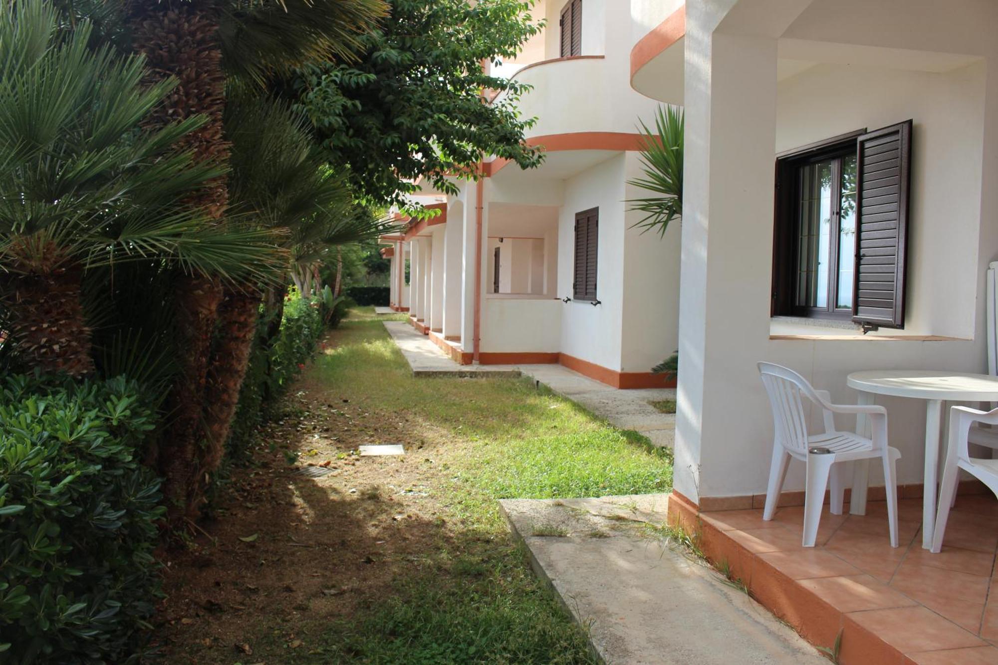 קאפו ואטיצ'אנו Residence Hotel La Taverna מראה חיצוני תמונה