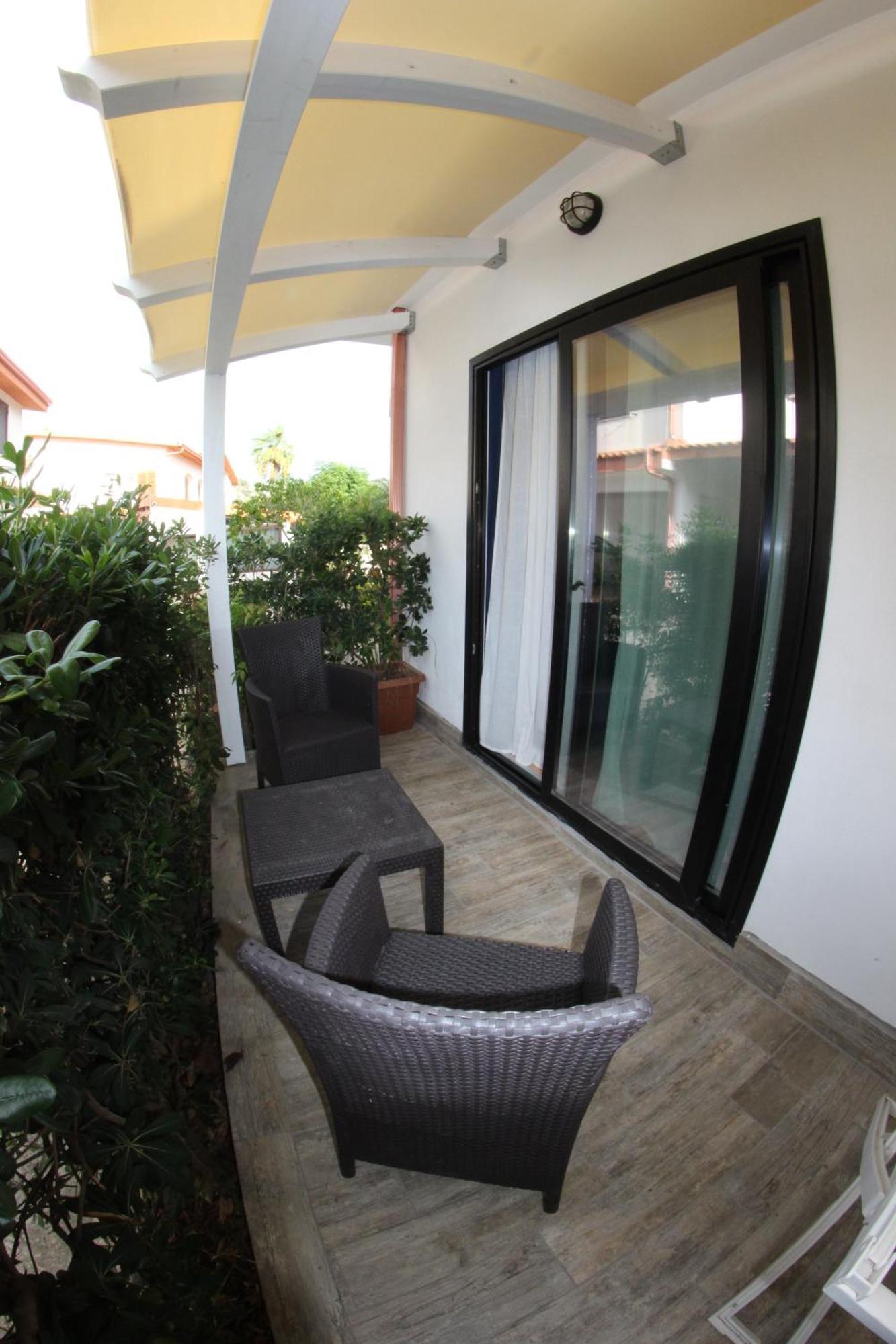 קאפו ואטיצ'אנו Residence Hotel La Taverna מראה חיצוני תמונה