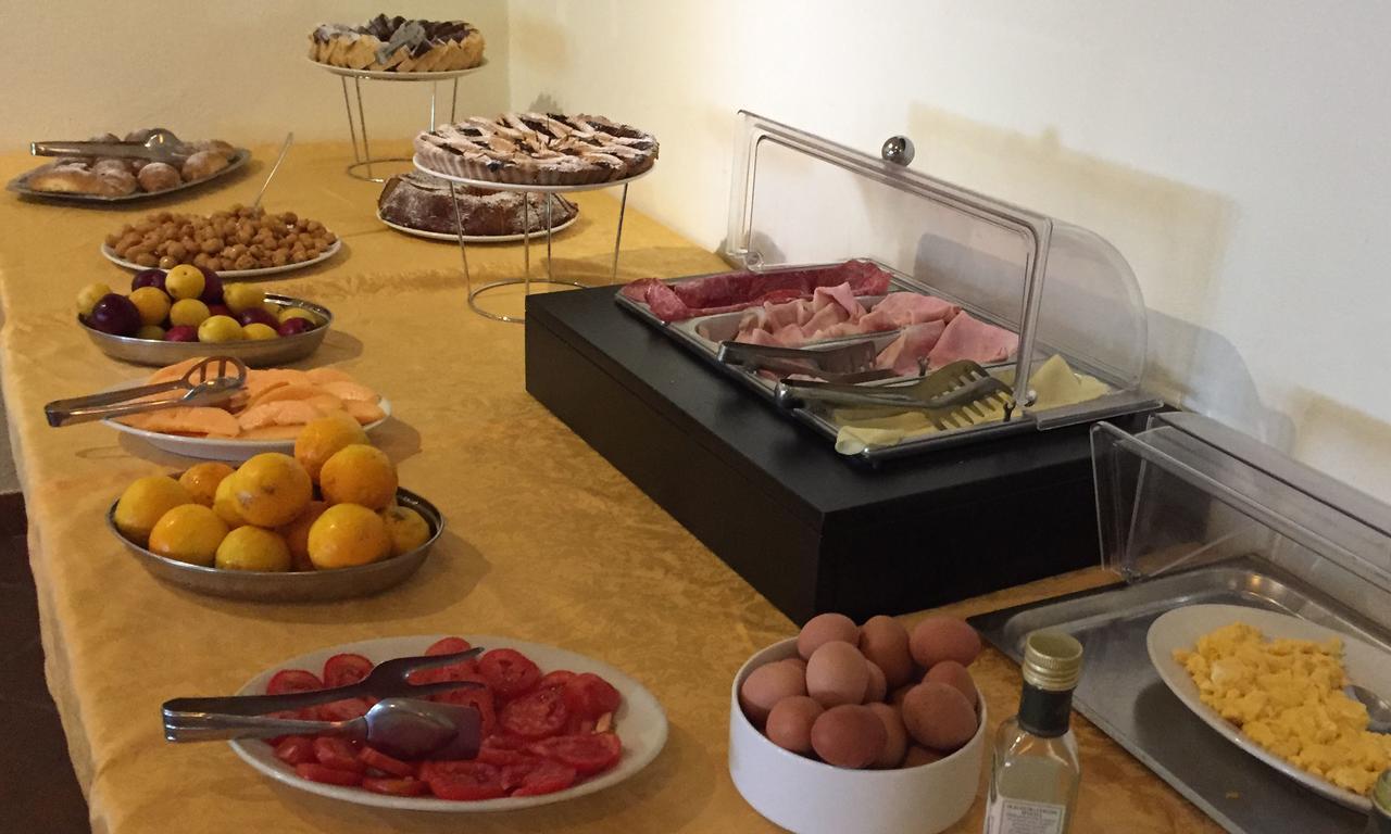קאפו ואטיצ'אנו Residence Hotel La Taverna מראה חיצוני תמונה