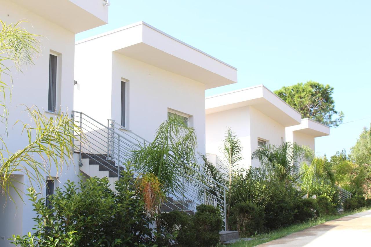קאפו ואטיצ'אנו Residence Hotel La Taverna מראה חיצוני תמונה