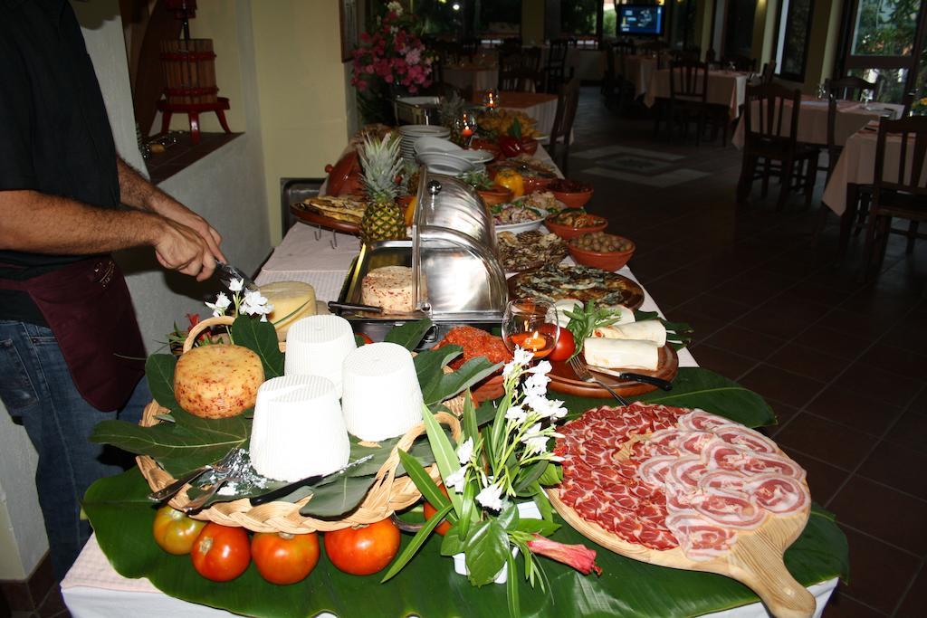 קאפו ואטיצ'אנו Residence Hotel La Taverna מראה חיצוני תמונה